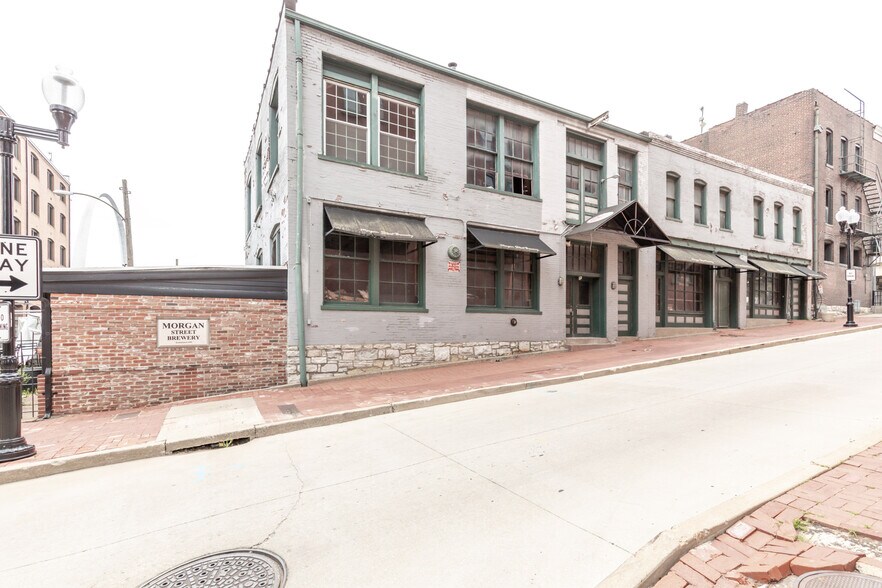 212 Morgan St, Saint Louis, MO à louer - Photo de l’immeuble – Image 1 sur 14