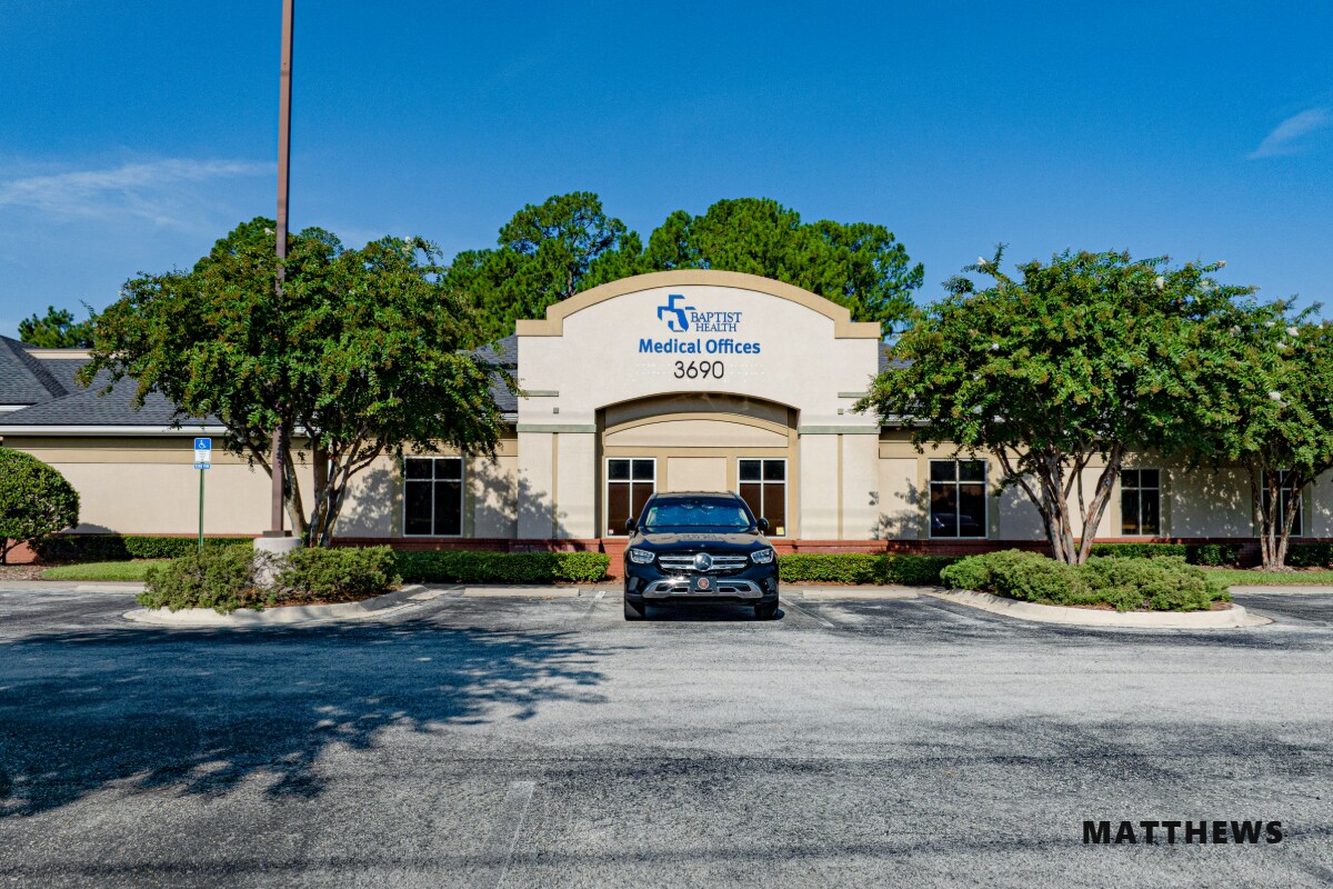 3690 St Johns Bluff Rd S, Jacksonville, FL à vendre Photo de l’immeuble– Image 1 sur 4