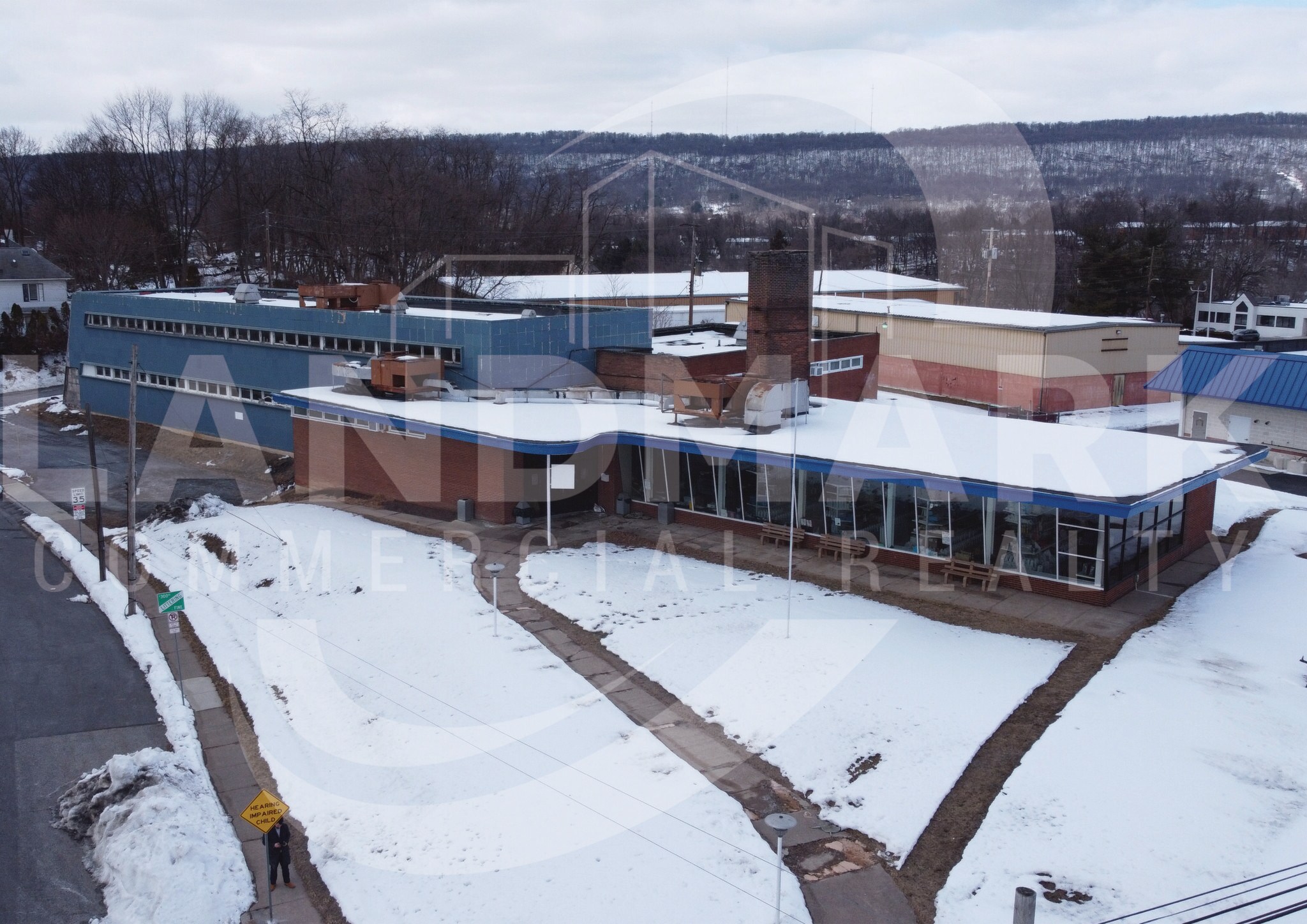 301 N Enola Dr, Enola, PA à vendre Photo principale– Image 1 sur 7