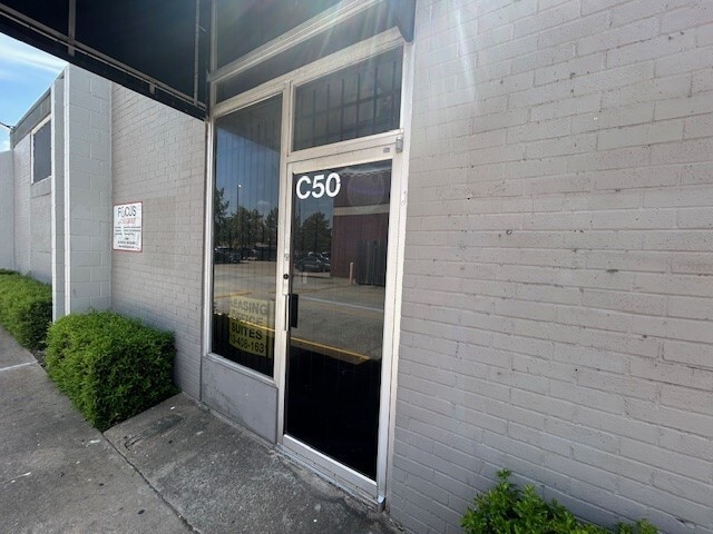 4800 W 34th St, Houston, TX à louer Photo de l’immeuble– Image 1 sur 2