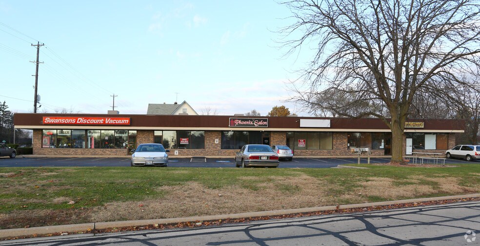 7507 N 2nd St, Machesney Park, IL à louer - Photo de l’immeuble – Image 3 sur 26