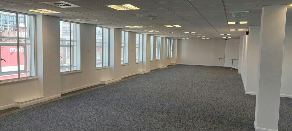 67 Newhall St, Birmingham à louer - Photo de l’immeuble – Image 3 sur 16