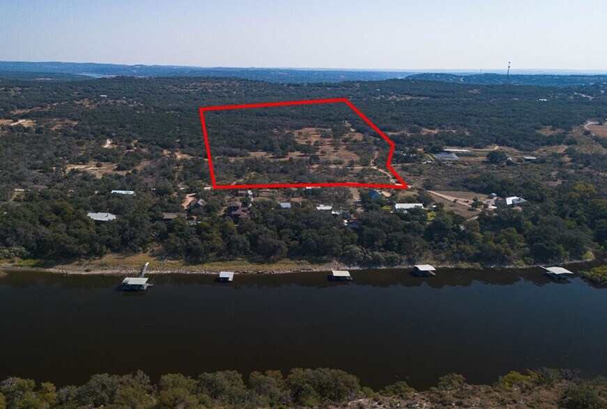 23401 Old Ferry Rd, Spicewood, TX à vendre - Photo principale – Image 1 sur 29