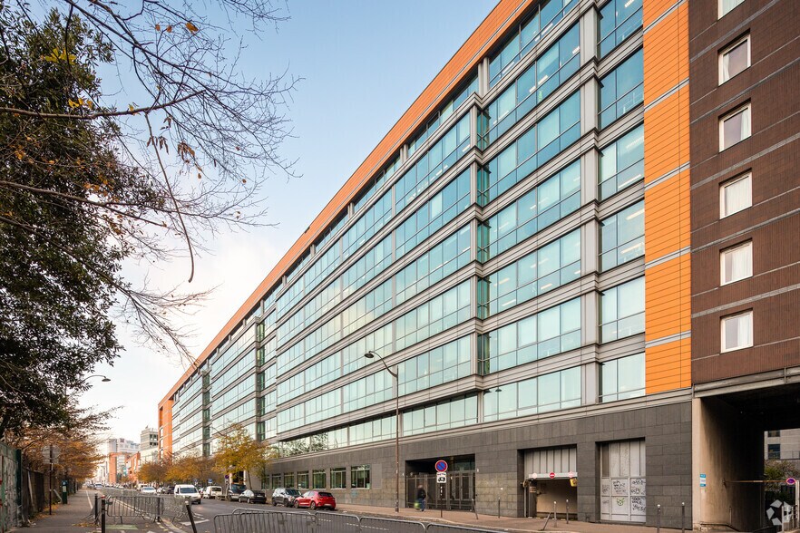Bureau dans Montreuil à louer - Photo de l’immeuble – Image 3 sur 6
