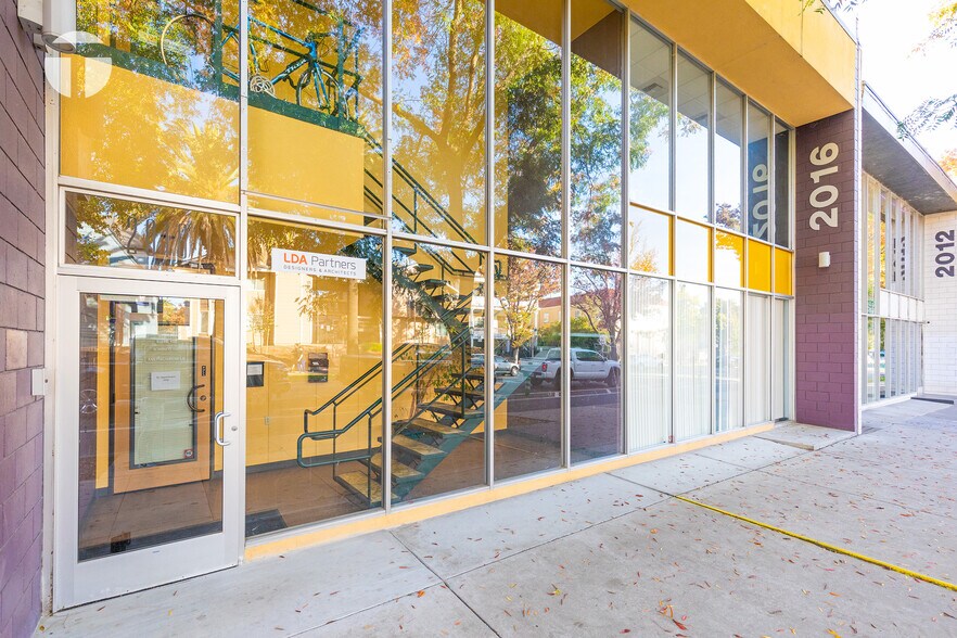 2016 P St, Sacramento, CA à louer - Photo de l’immeuble – Image 3 sur 12