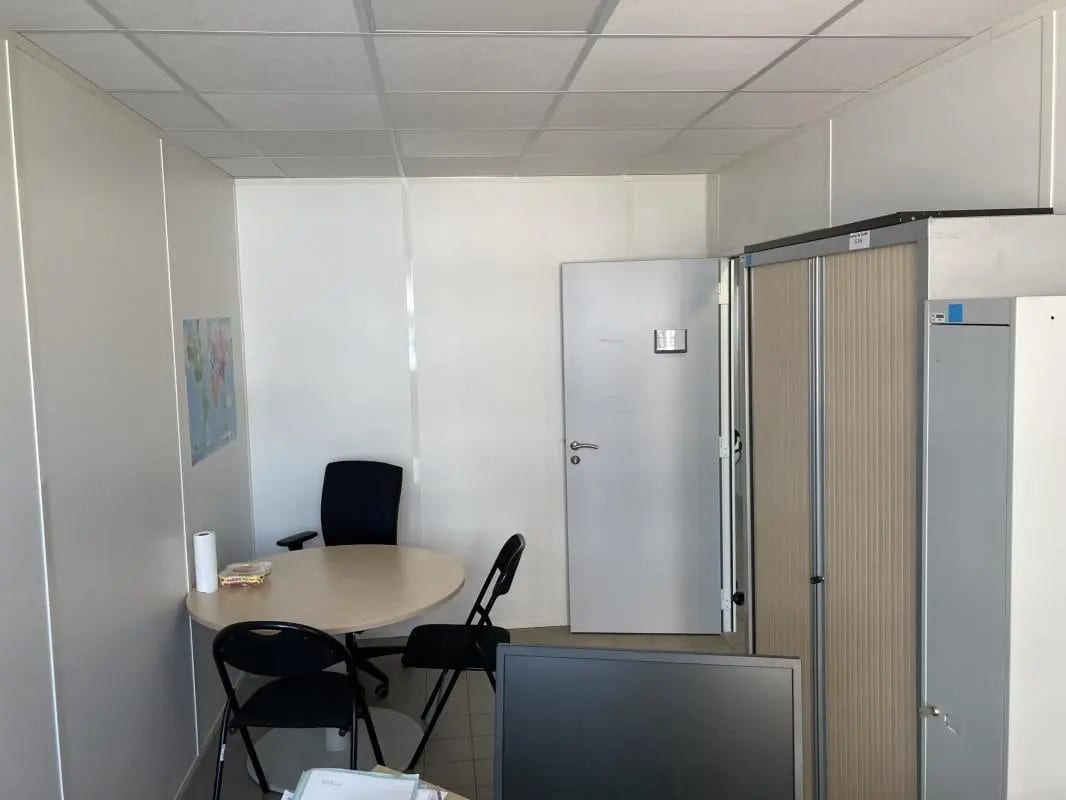 Bureau dans Toulon à louer Photo de l’immeuble– Image 1 sur 3