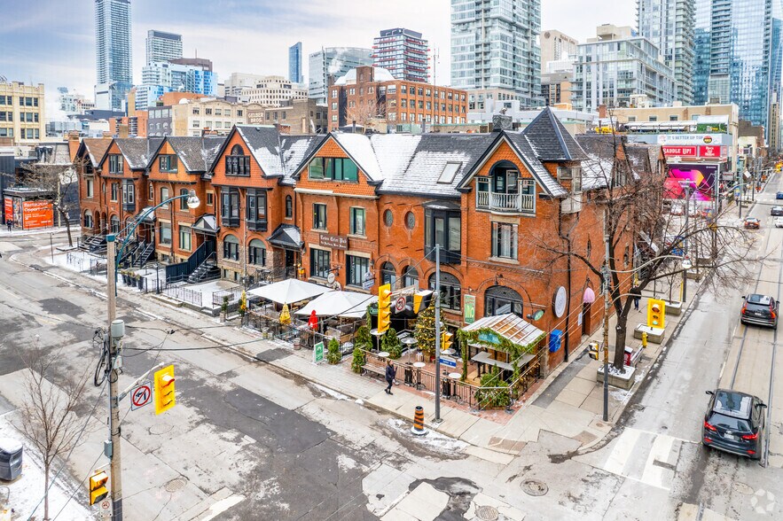 109-129 John St, Toronto, ON à louer - Photo de l’immeuble – Image 2 sur 4