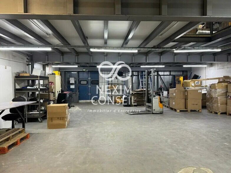 45 Rue Delizy, Pantin à louer - Photo de l’immeuble – Image 2 sur 5