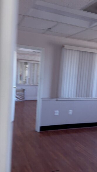 7925-7929 Parston Dr, District Heights, MD à vendre - Vidéo sur l’annonce professionnelle – Image 2 sur 17