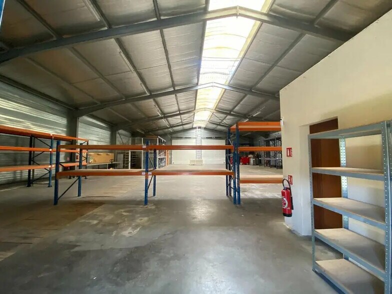 Industriel/Logistique dans Trévoux à louer - Photo intérieure – Image 1 sur 5