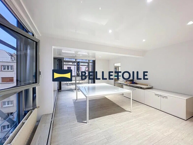 Bureau dans Paris à louer - Photo de l’immeuble – Image 3 sur 99