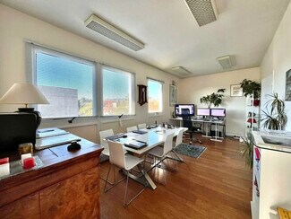 Plus de détails pour Local commercial à louer