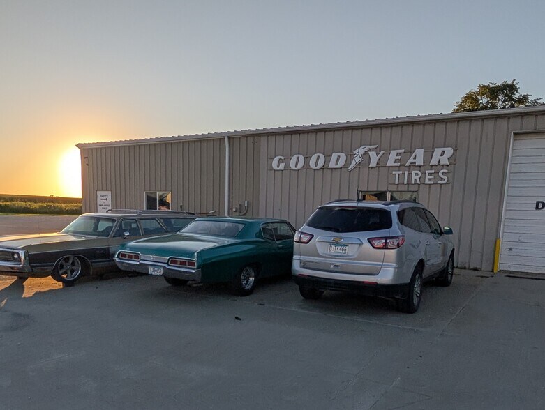 1140 N Broadway St, Spring Valley, MN à vendre - Photo de l’immeuble – Image 3 sur 7