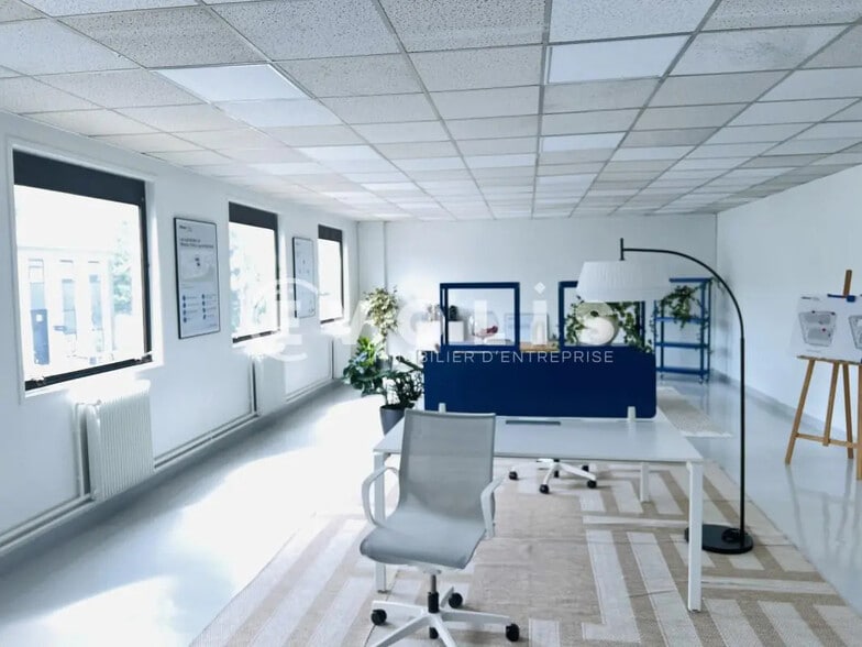 1 Rue Des Campanules, Lognes à louer - Photo intérieure – Image 2 sur 15