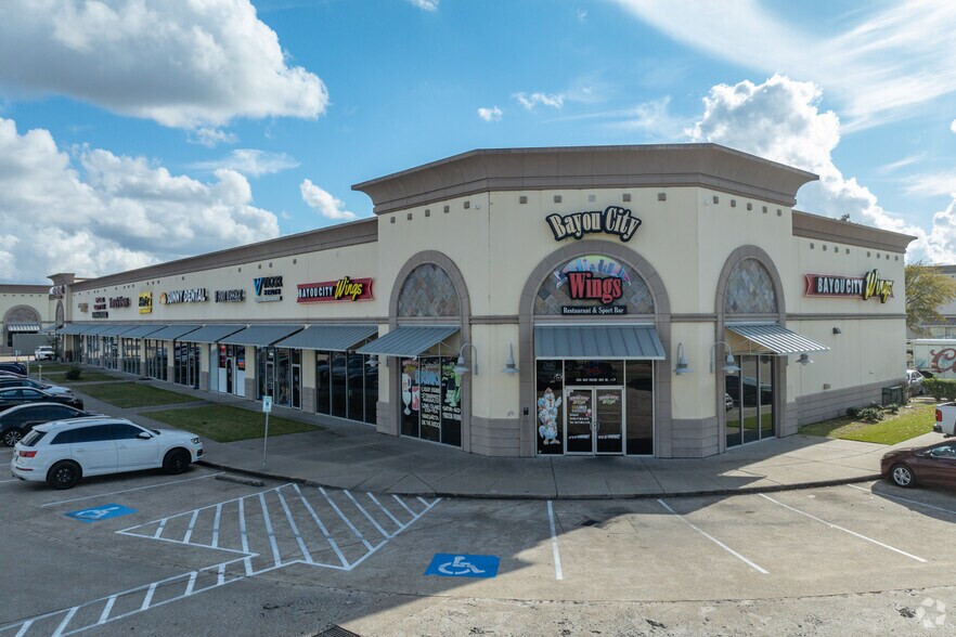 12802-12808 Gulf Fwy, Houston, TX à louer - Photo principale – Image 3 sur 6