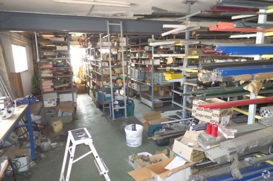 Industriel/Logistique dans Leganés, Madrid à vendre - Photo de l’immeuble – Image 3 sur 11