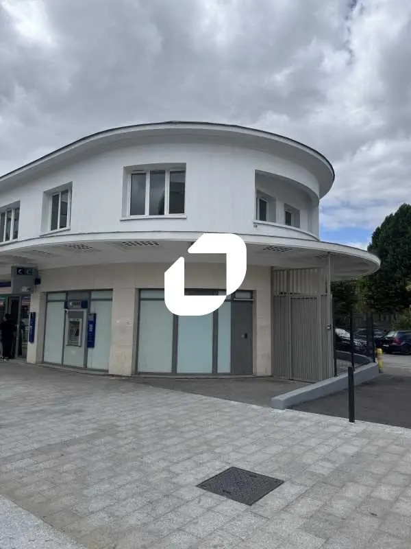 Plus de détails pour Bureau à louer