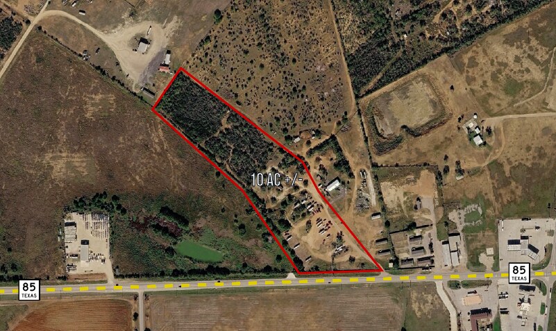 1160 Highway 85, Dilley, TX à vendre Photo de l’immeuble– Image 1 sur 5
