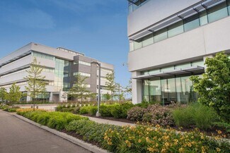 Plus de détails pour 2240 University Ave E, Waterloo, ON - Bureau à louer