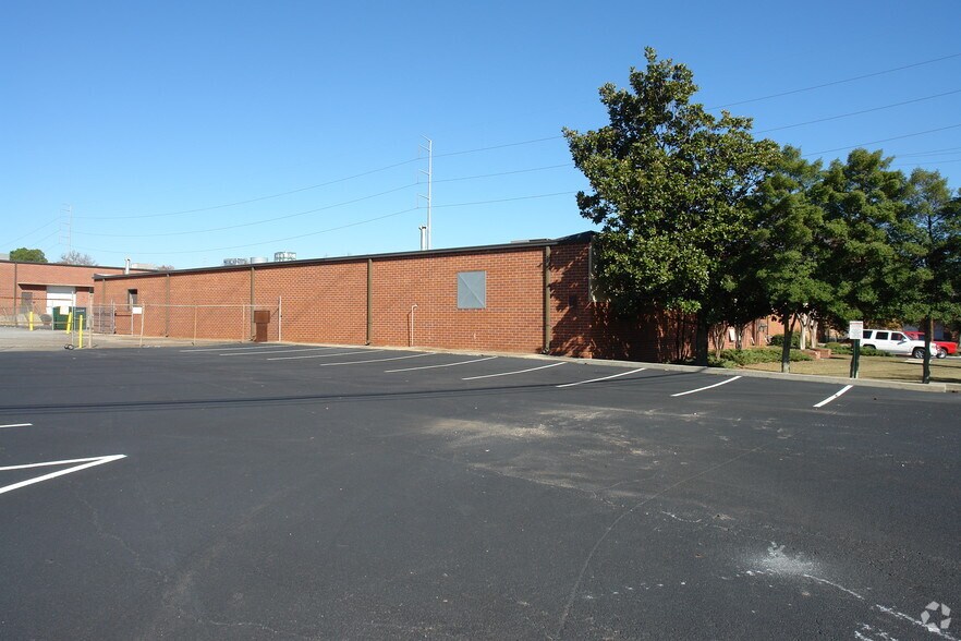 5520-5522 E Ponce De Leon Ave, Stone Mountain, GA à louer - Photo de l’immeuble – Image 3 sur 5