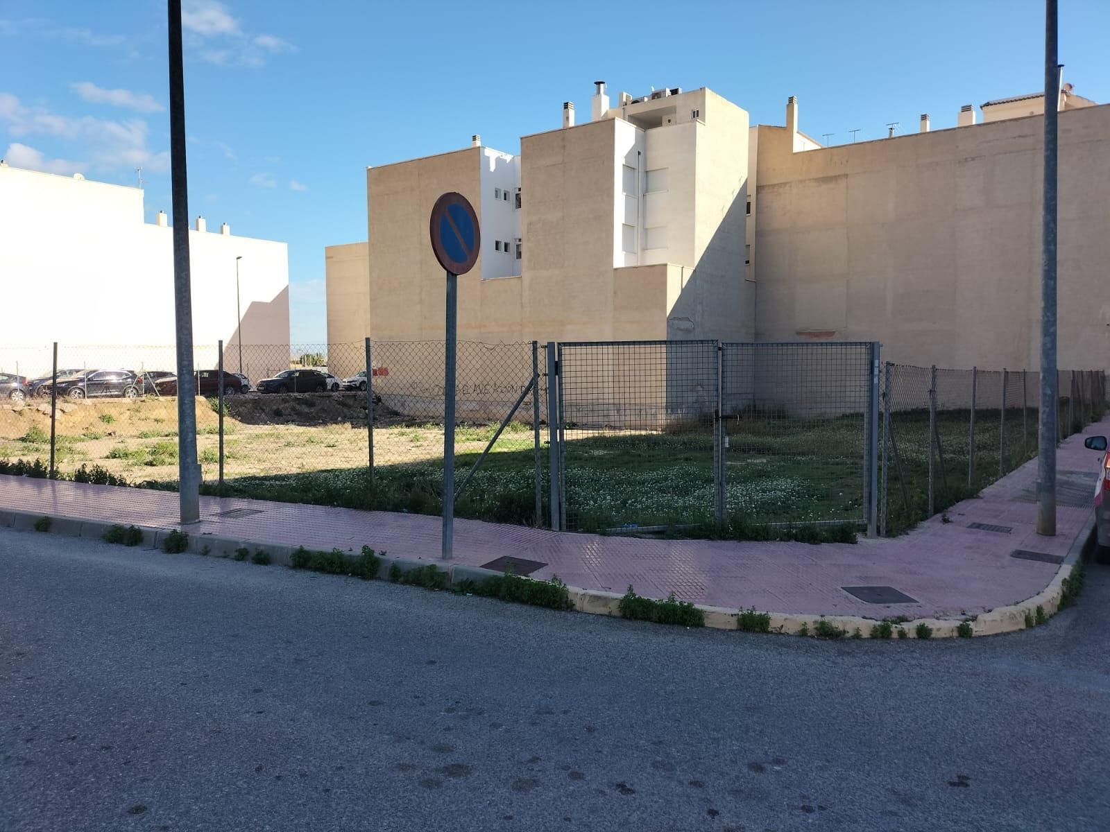 Adolfo Cardona Pascual Esquina a, Callosa de Segura, Alicante à vendre Photo principale– Image 1 sur 5