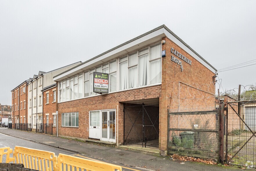 9-11 St. Catherine St, Gloucester à louer - Photo principale – Image 1 sur 3