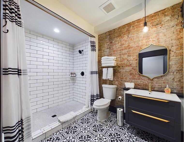 220 6th St, Wallace, ID à vendre - Photo de l’immeuble – Image 3 sur 20