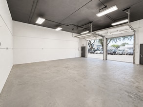 2180 NW 18th Ave, Pompano Beach, FL à louer Photo intérieure– Image 2 sur 4