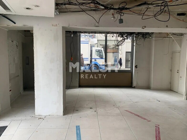 Local commercial dans Villeurbanne à louer - Photo de l’immeuble – Image 3 sur 11