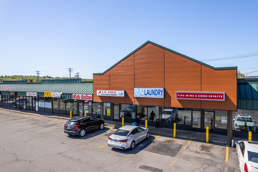 801-805 Wyoming Ave, West Pittston, PA à louer - Photo de l’immeuble – Image 1 sur 6