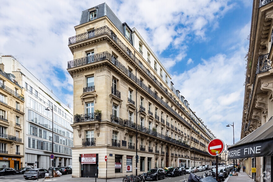 8 Rue Gounod, Paris à louer - Photo de l’immeuble – Image 2 sur 6