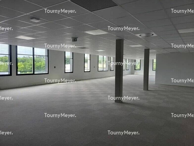 1 Rue Maryse Bastié, Anglet à louer - Photo de l’immeuble – Image 3 sur 6