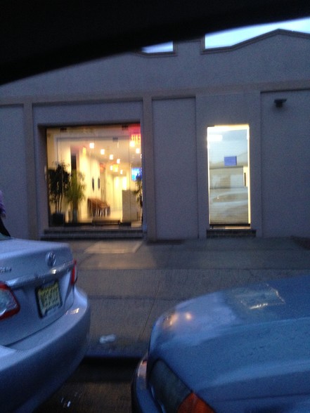 1661 McDonald Ave, Brooklyn, NY à louer - Photo principale – Image 1 sur 12