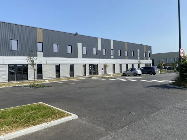 Plus de détails pour Bureau à vendre