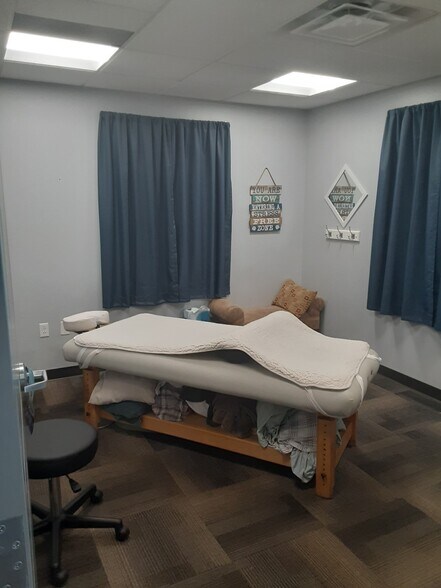 4774 Old William Penn Hwy, Murrysville, PA à louer - Photo intérieure – Image 3 sur 12