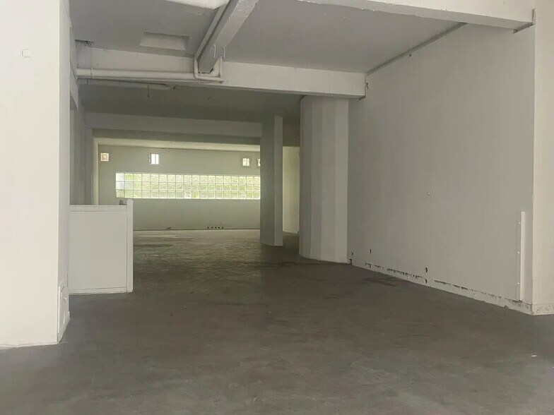 Local d'activités dans Boulogne-Billancourt à vendre - Photo de l’immeuble – Image 3 sur 6