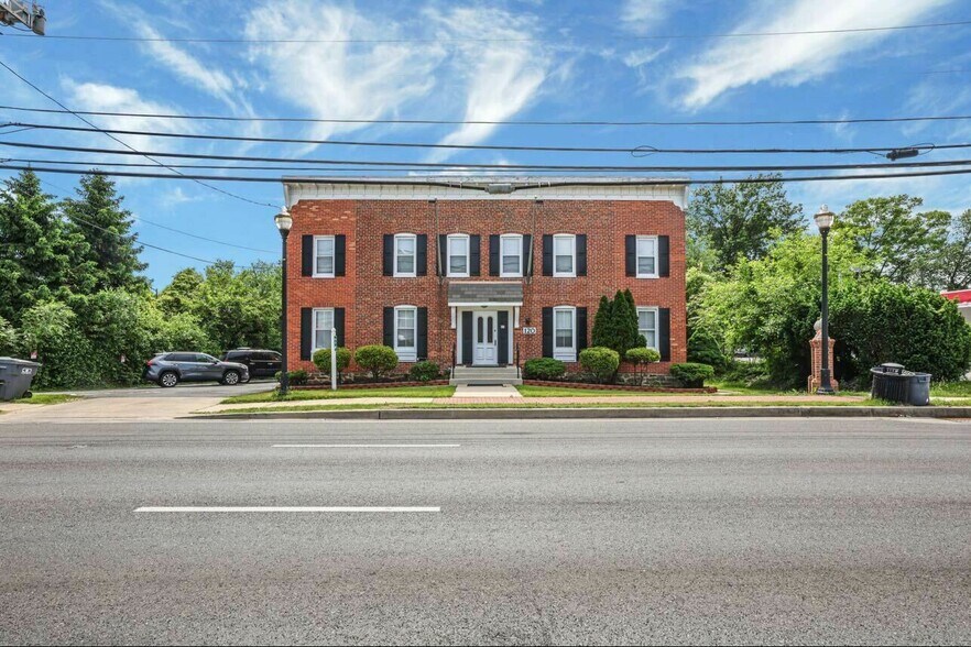 120 2nd St, Laurel, MD à vendre - Photo de l’immeuble – Image 1 sur 38