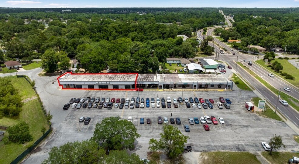 0-5163 Dogwood Dr, Milton, FL à louer - Photo de l’immeuble – Image 2 sur 9