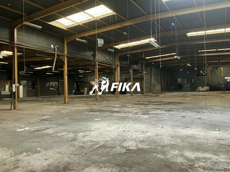 Local d'activités dans Toulouse à vendre - Photo de l’immeuble – Image 3 sur 3