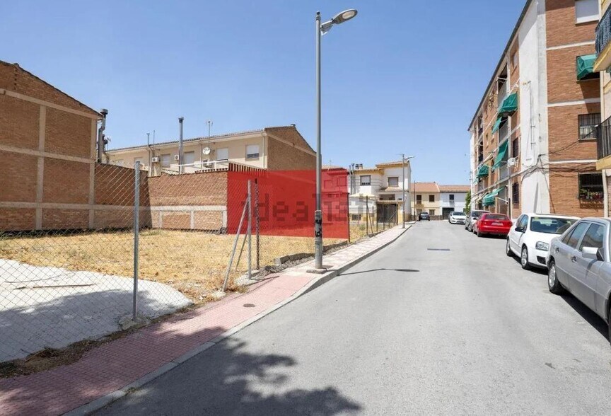 Calle Lindaraja, 1-1, Pinos Puente, Granada à vendre - Photo principale – Image 1 sur 13