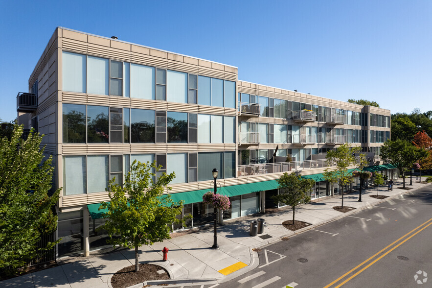 1100 Central Ave, Wilmette, IL à louer - Photo de l’immeuble – Image 1 sur 25