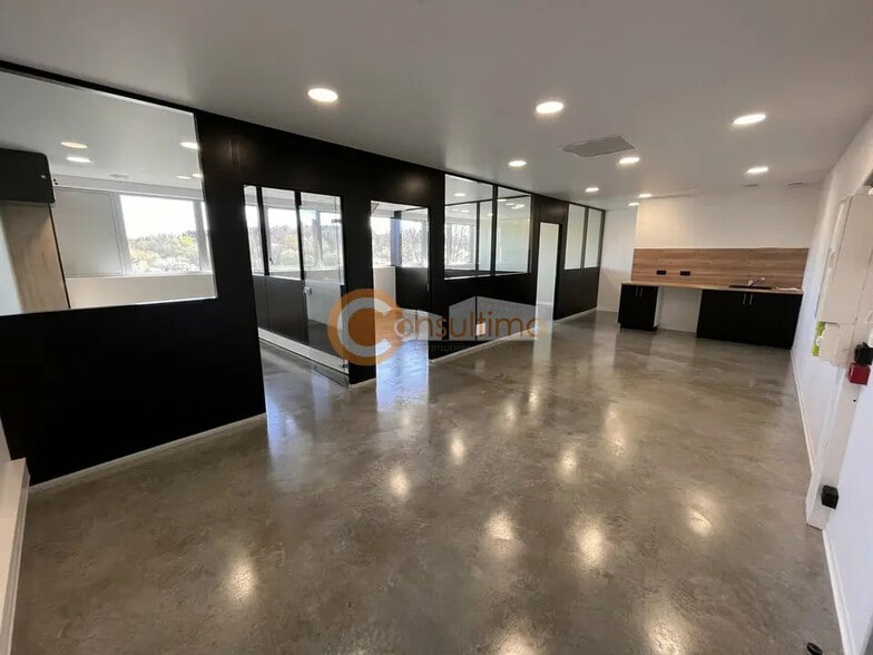 1-5 Avenue De Bordeaux, Carbon-Blanc à vendre - Photo de l’immeuble – Image 1 sur 12