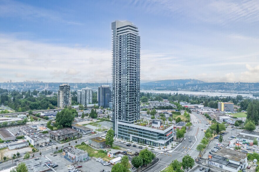 10750 King George Blvd, Surrey, BC à vendre - Photo de l’immeuble – Image 1 sur 4