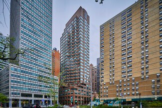 Plus de détails pour 40 Fulton St, New York, NY - Bureau à louer