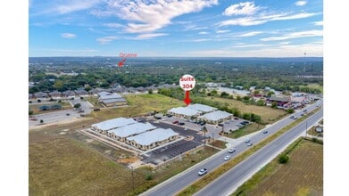 1067 FM 306, New Braunfels, TX à louer Photo intérieure– Image 2 sur 12