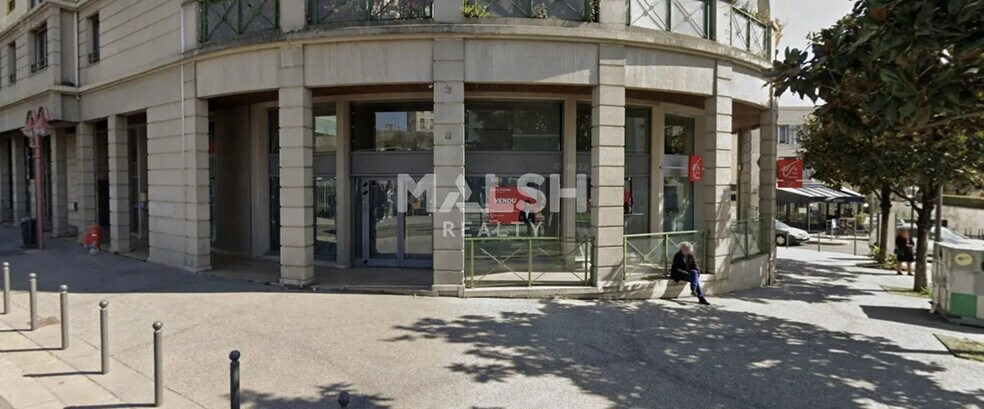 Local commercial dans Caluire-et-Cuire à louer - Photo de l’immeuble – Image 1 sur 9