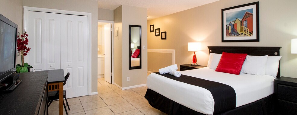 1215 N Ocean Dr, Hollywood, FL à vendre - Photo de l’immeuble – Image 2 sur 14