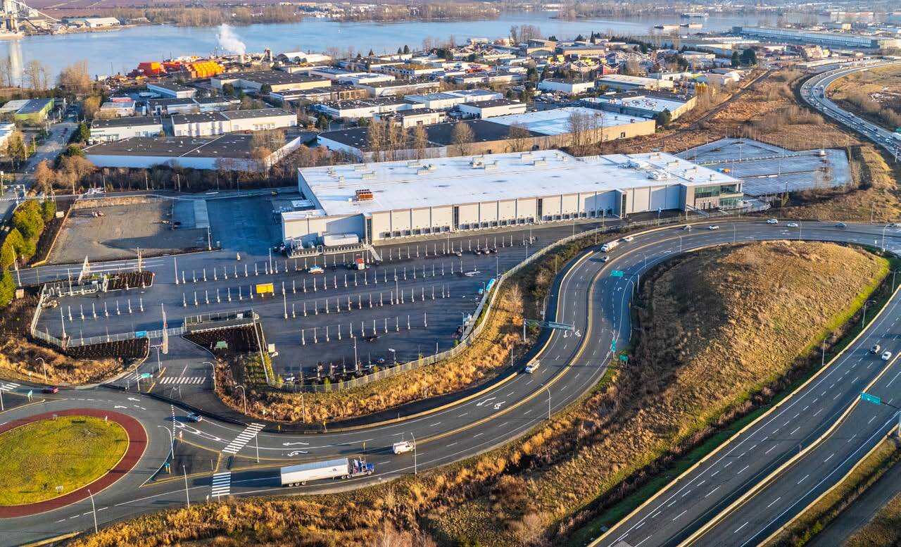 7688 80 St, Delta, BC à louer Aérien– Image 1 sur 9