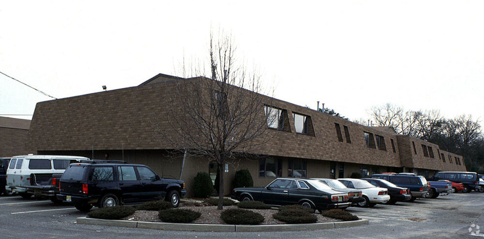 500 E Park Dr, Hainesport, NJ à louer - Photo principale – Image 1 sur 1