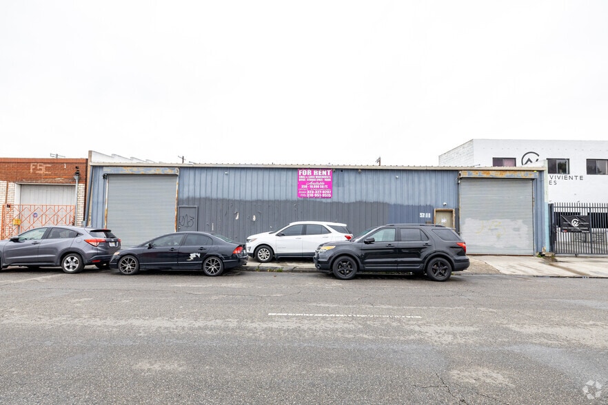 5711-5713 Holmes Ave, Los Angeles, CA à louer - Photo principale – Image 1 sur 5